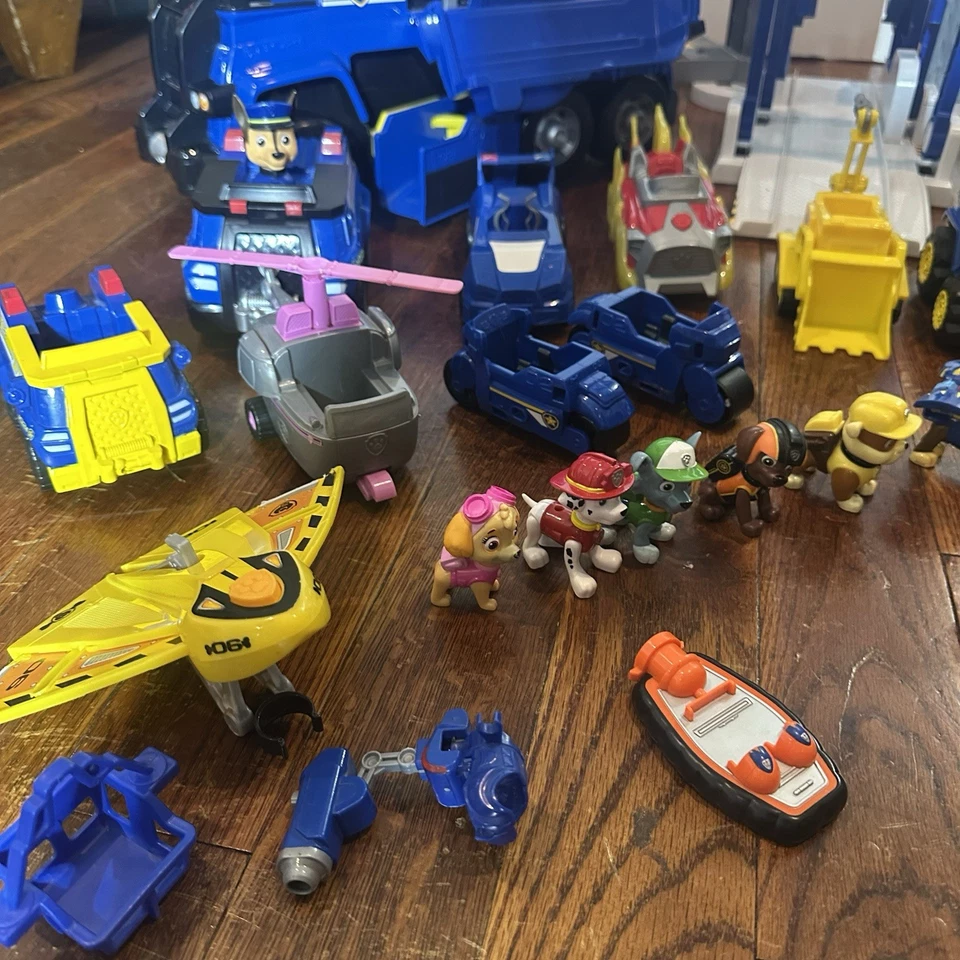 Paw Patrol Lot 38 Figures Truck 5 N 1 Cruiser Big Pups Truck Stop Dino Patroller - Image 4 of 4