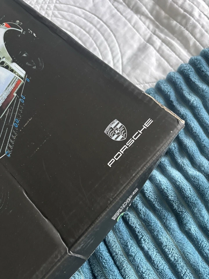 Porsche 911 RSR Technic - Photo 3/4