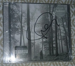 2020 Rare New Sealed Taylor Swift Authentic Hand Signed Autographed Folklore CD