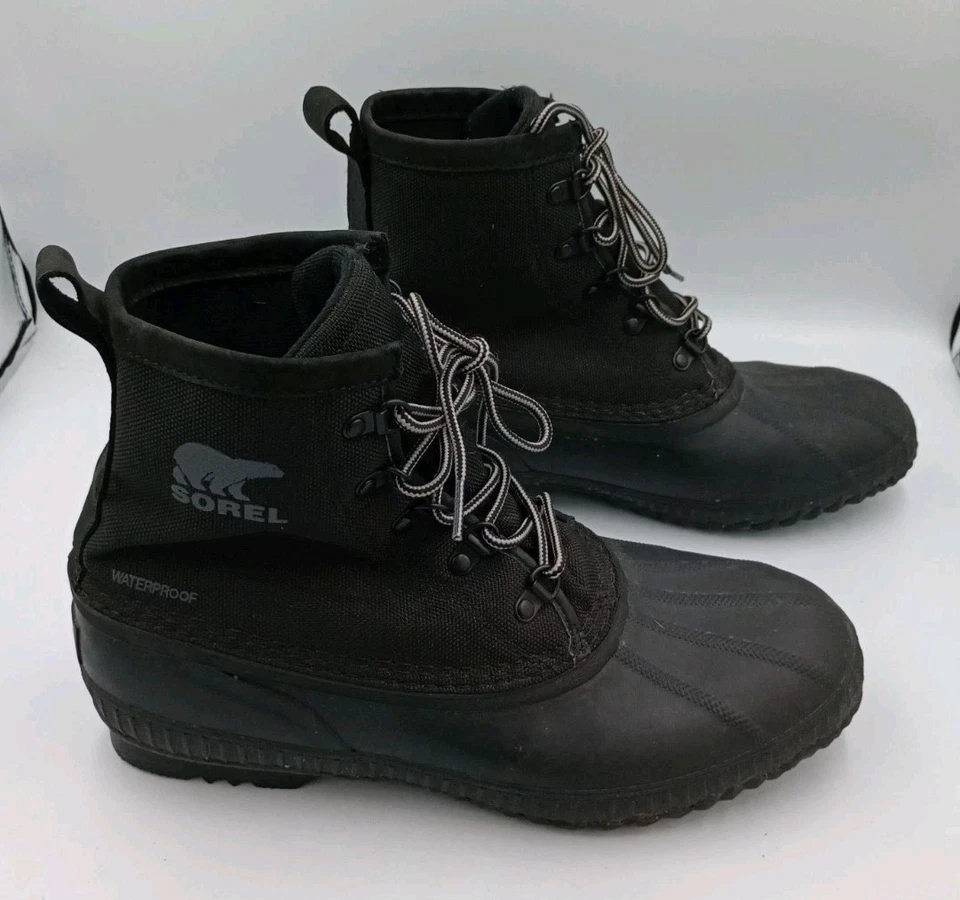 Sorel Cheyanne II Black Short Nylon Boot Men's Size 11 Waterproof  - Image 3 of 4