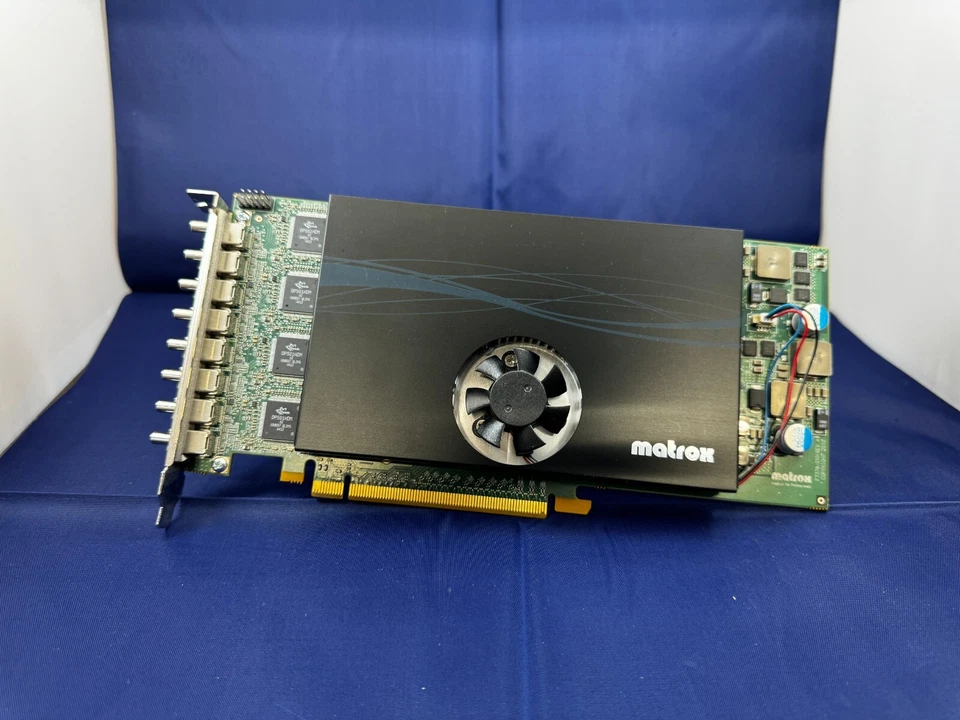 Matrox M9188 (M9188-E2048F) 2GB DDR2 PCIe Graphics adapter x8 Mini Displayport - Image 2 of 4