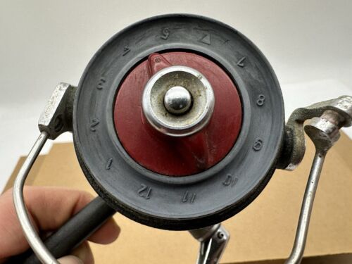VINTAGE FISHING REEL DAM QUICK No. 330? Spinning Reel - Made in West Germany - Picture 7 of 20