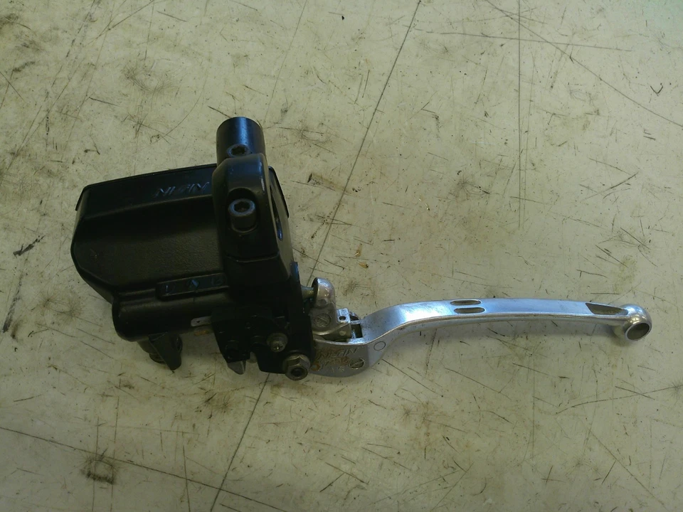 Cilindro maestro freno delantero Kawasaki Versys 650 KLE650 2010-2014 Foto 4 de 4