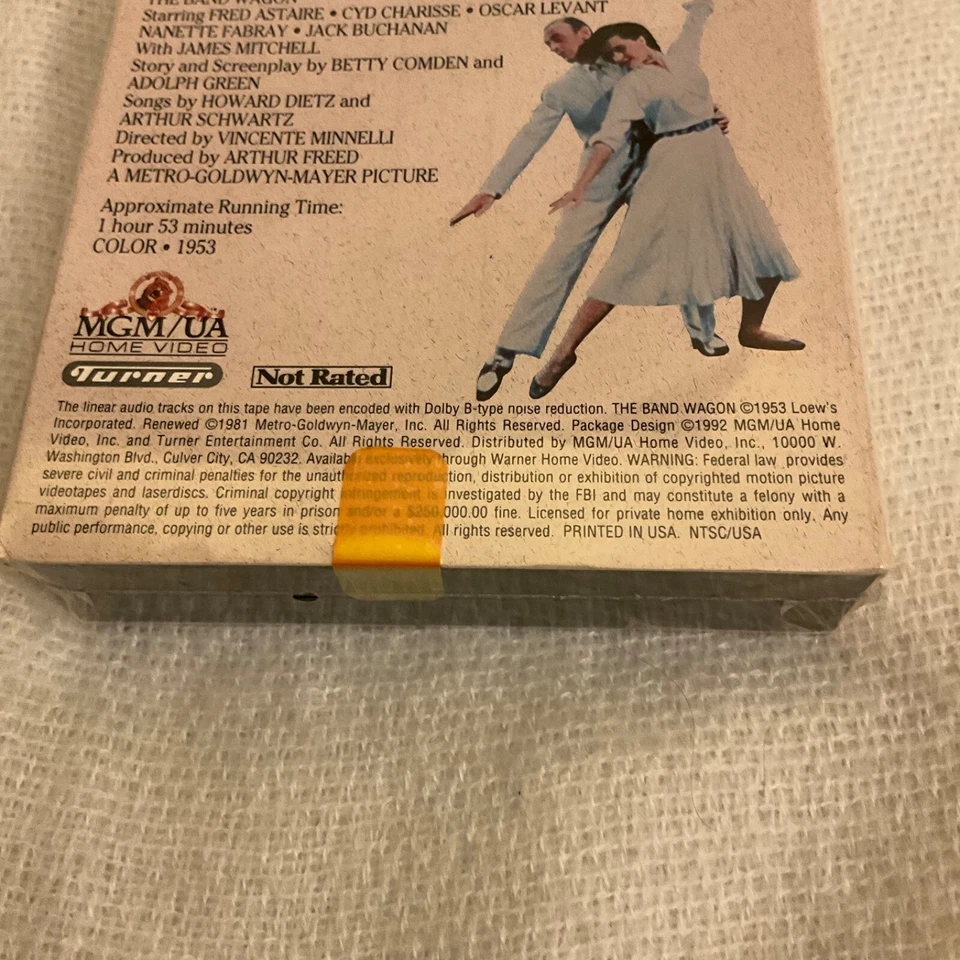 The Band Wagon Sealed VHS Tape Fred Astaire Cyd Charisse Musical READ - Image 3 of 4