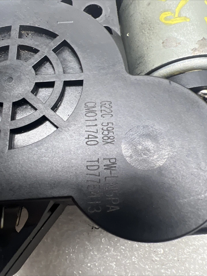 2006 Mazda 3 Rear Right Window Regulator Electric Oem Foto 4 de 4