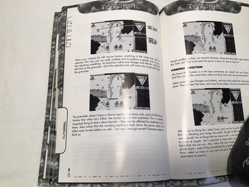 Command & Conquer Red Alert Confidential Field Manual - Circa 1996 - Picture 5 of 5