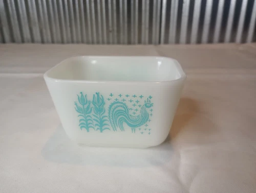 Vintage Pyrex Amish Butterprint 501 Refrigerator Dish No Lid