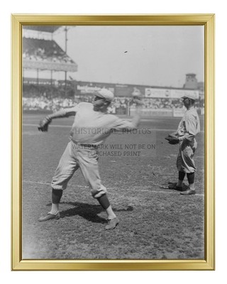 BABE RUTH THROWING BASEBALL NEW YORK CITY 1910 8X10 GOLD FRAMED PHOTO