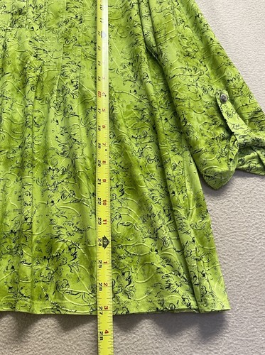 Blusa Studio Works floreale con bottoni manica a linguetta taglia L maglia stretta verde - Foto 9 di 15
