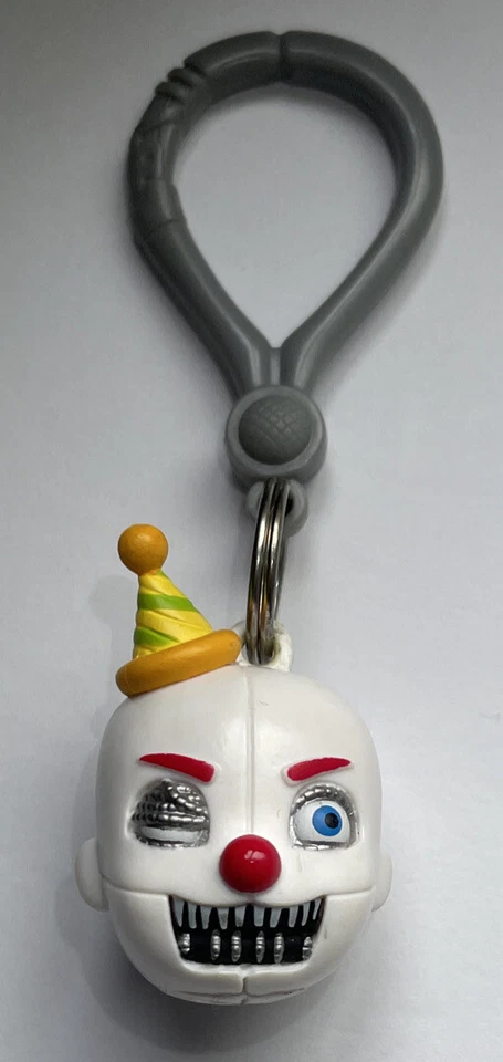 COLGADOR DE MOCHILA FUNKO ENNARD 2017 CINCO NOCHES EN LA UBICACIÓN HERMANA DE FREDDY’S Foto 2 de 4