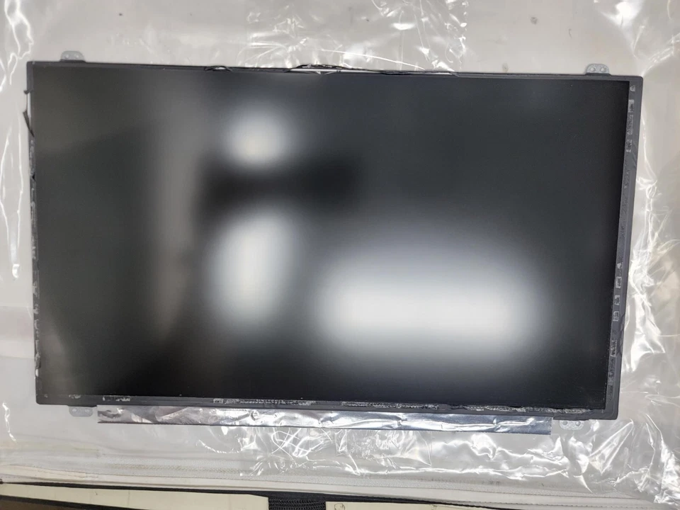 Innolux 15.6" N156HGE-EA2 Rev.C2 1920 x 1080 Matte Laptop Screen Grade A - Image 2 of 4