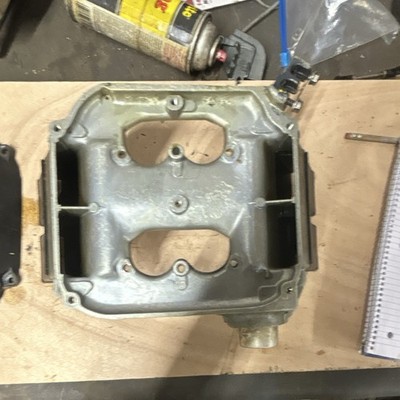 Johnson Evinrude OUTBOARD 90 HP 115 HP  OEM BASE AIR SILENCER 322985