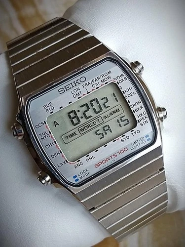 Vintage Seiko World Time A718-5010 - The Frankenstein