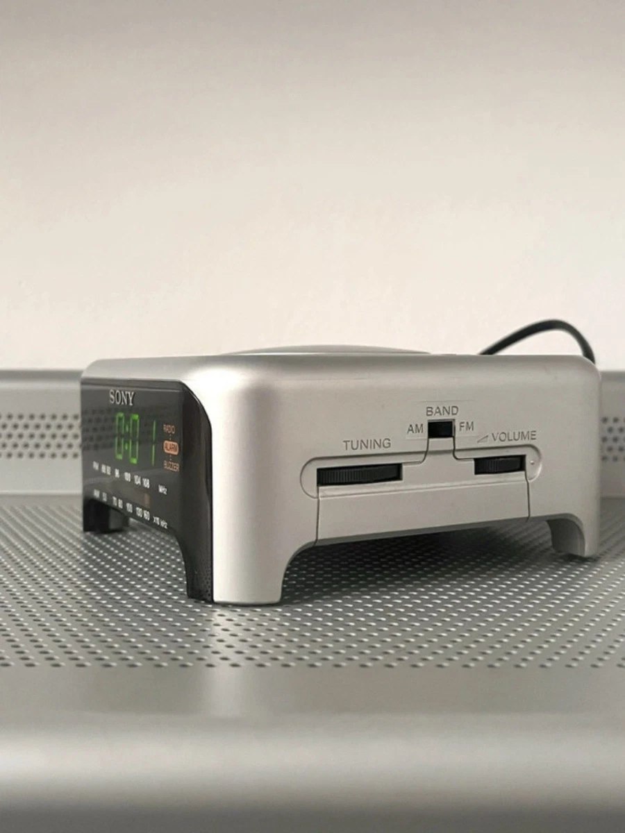 Radio despertador digital Sony Dream Machine ICF-C317 AM/FM doble despertador plateado