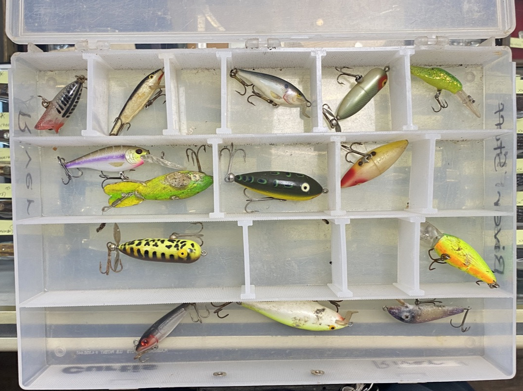 Fish. Skip Box Mixed Lot of 14 Fishing Lures & Plastic Bait Box, Rapala, Skip Jack ...