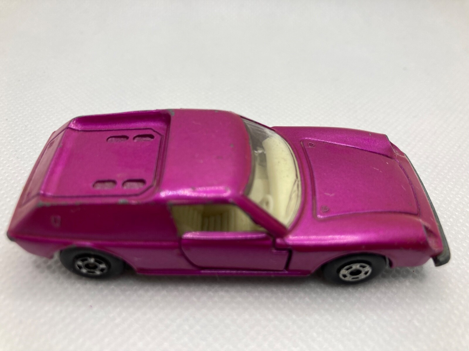 Matchbox Lotus Europa Superfast Magenta 1970 - Lesney, Boîte D'origine, Près Du Neuf