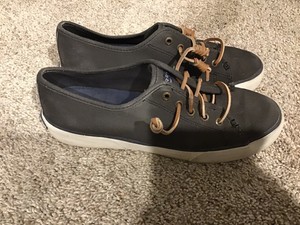 sperry top sider pier view