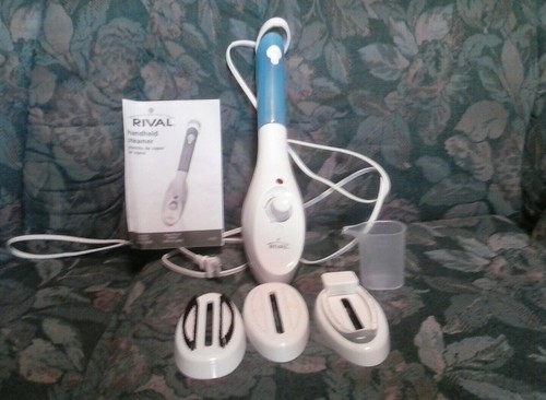 garment steamer with crease attachment