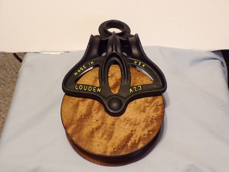 ANTIQUE LODEN BARN PULLEY