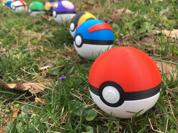 Pokébola impresa en 3D - caja decorativa hecha bajo pedido