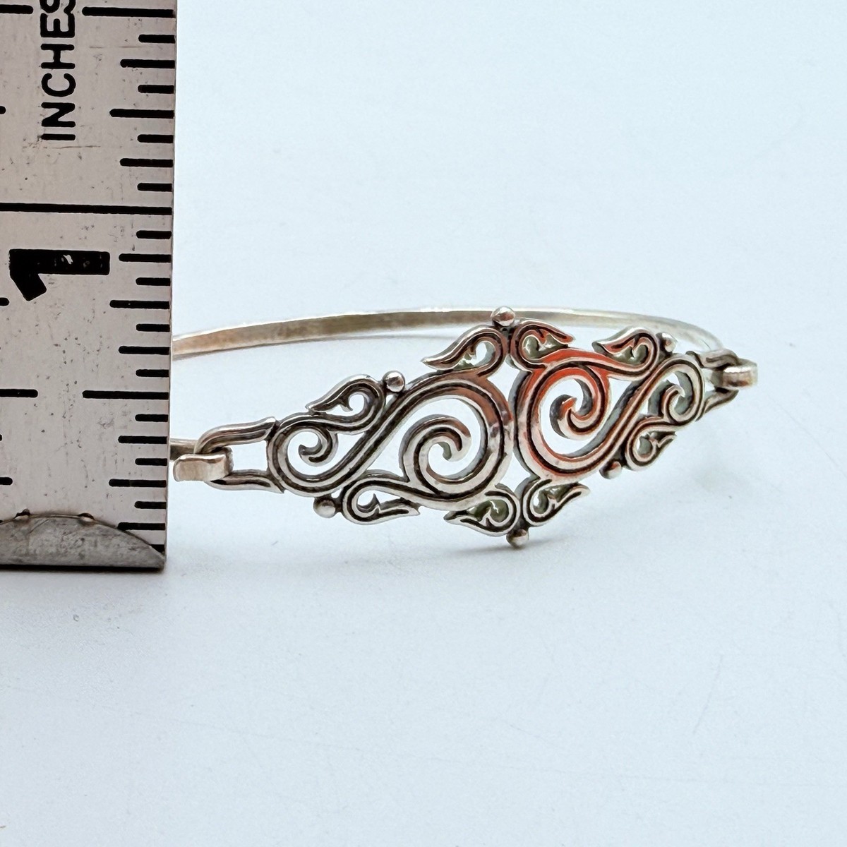 James Avery Retired Sterling Silver Sorrento Hook On Bangle Bracelet View 3