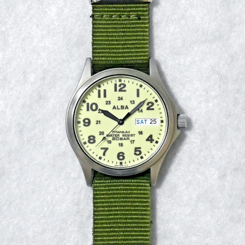 SEIKO ALBA Military Field Watch 7N43 2010 Titanium Full Luminous Day-Date Japan - Image 4 of 4