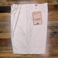 Dockers Khaki Pants Mens 38x30 Beige High Rise Pleated Loose New 