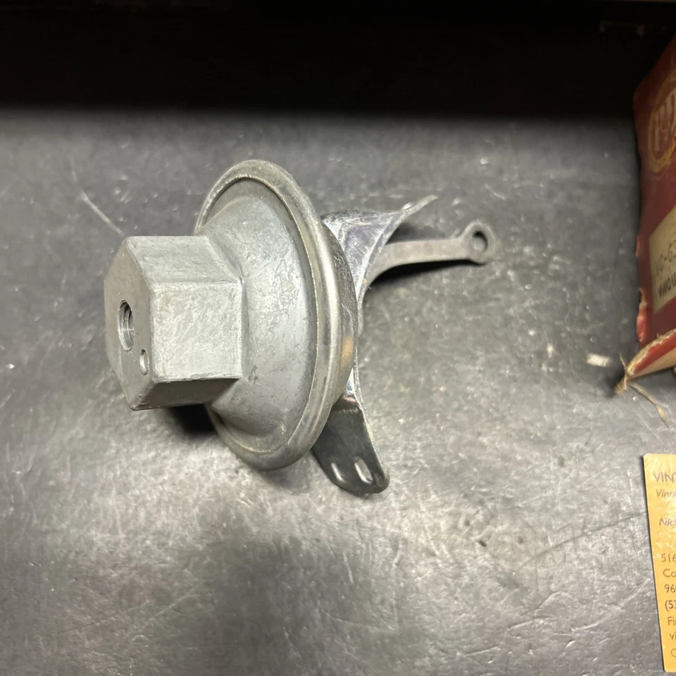 Chevrolet Vacuum Advance 1955 1956 Foto 4 de 4