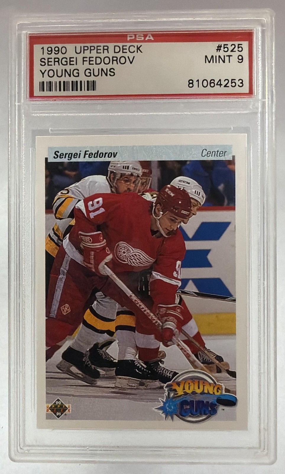 1990 Upper Deck Sergei Fedorov Young Guns PSA 9 #525 RC Red Wings view 1