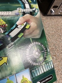 LEGO Space: Alien Mothership (7065) new sealed damage to box