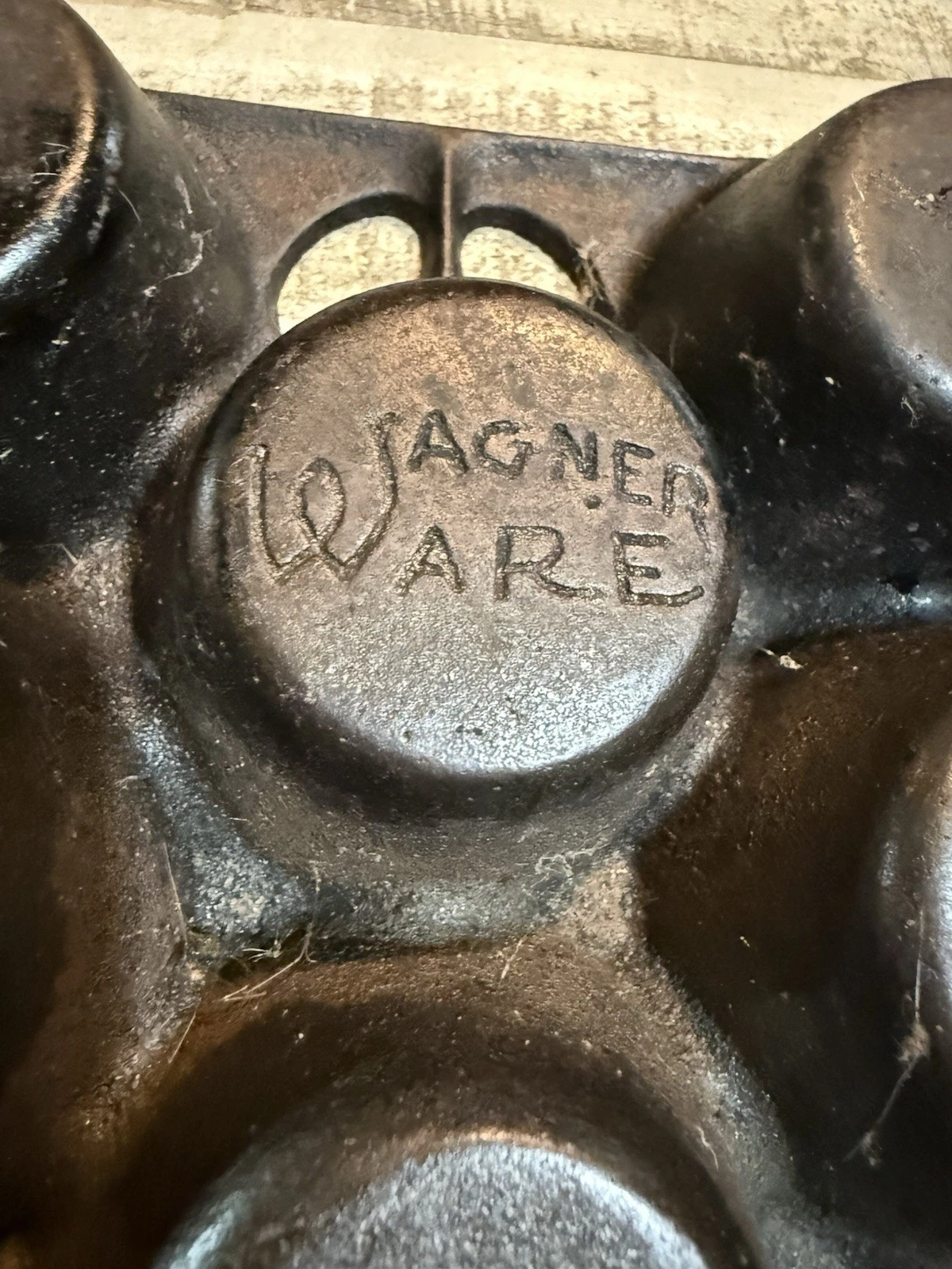 Vintage Wagner Ware Cast Aluminum 11 Cup Popover Muffin Pan Made In USA MARKED