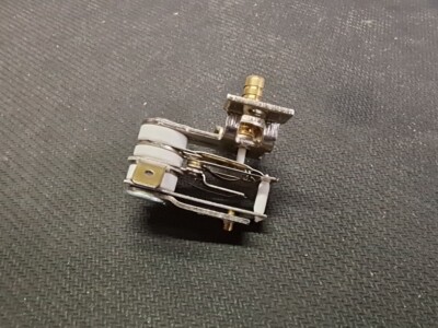 1pcs KST220 T250 10A250V  Electric oven thermostat