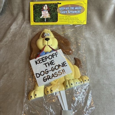VTG Keep Off the Dog Gone Grass Lawn Sign Cute Funny Ornament NOS