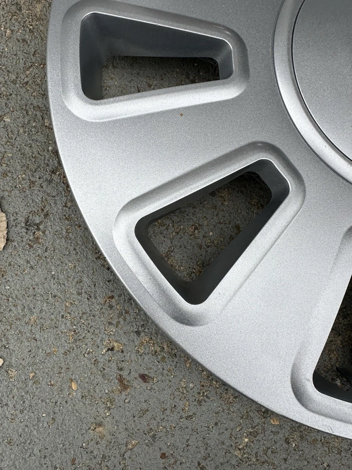 "Cubierta de rueda tapacubos One 06-11 Ford Crown Victoria 17"" 7W73-1130-AE P71 Police" Foto 3 de 4