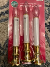 Winter Wonder Lane 4-Battery Operated Window Candles~White~Gold