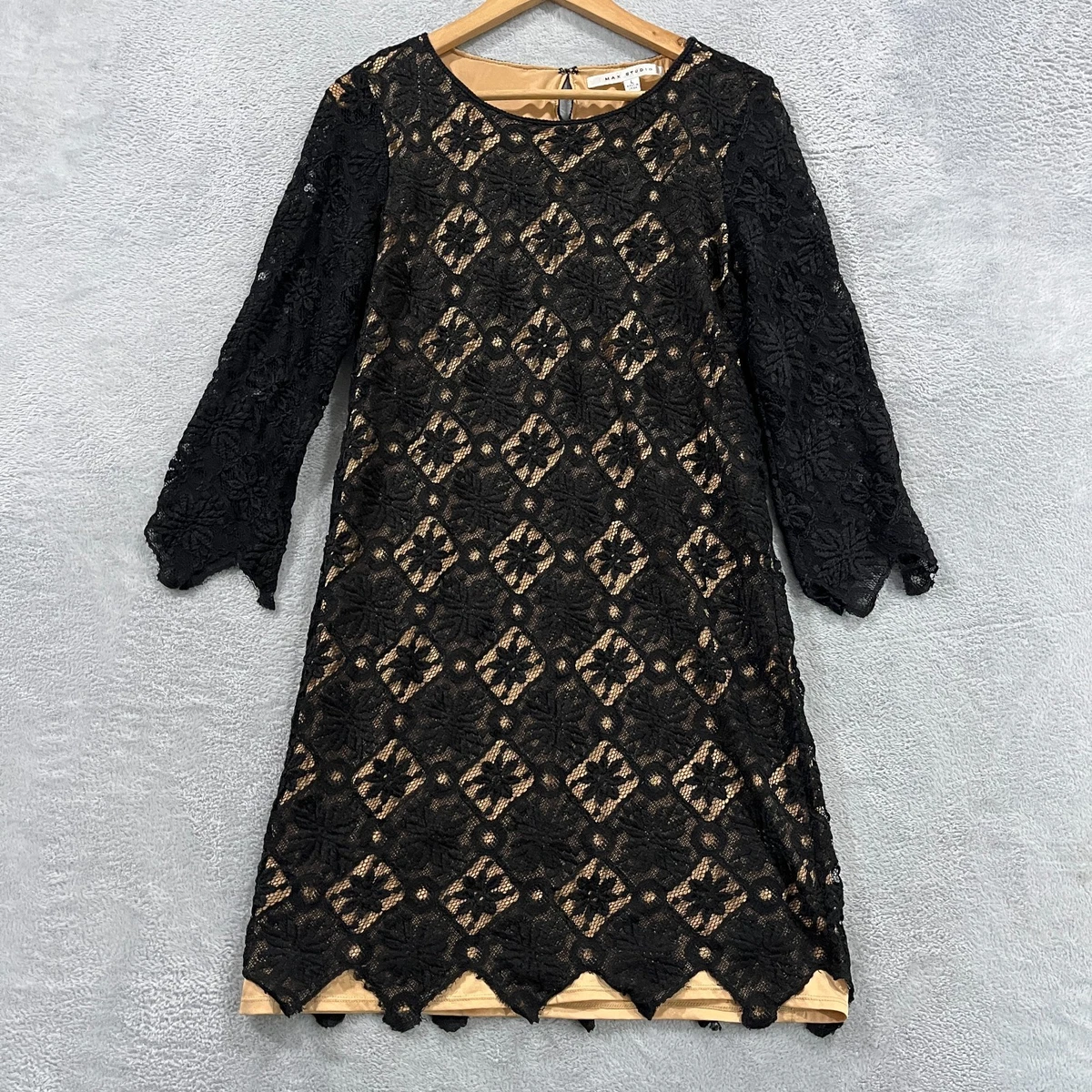 short maxi dress with sleeves Black Short Sleeve Maxi Dress with Pockets