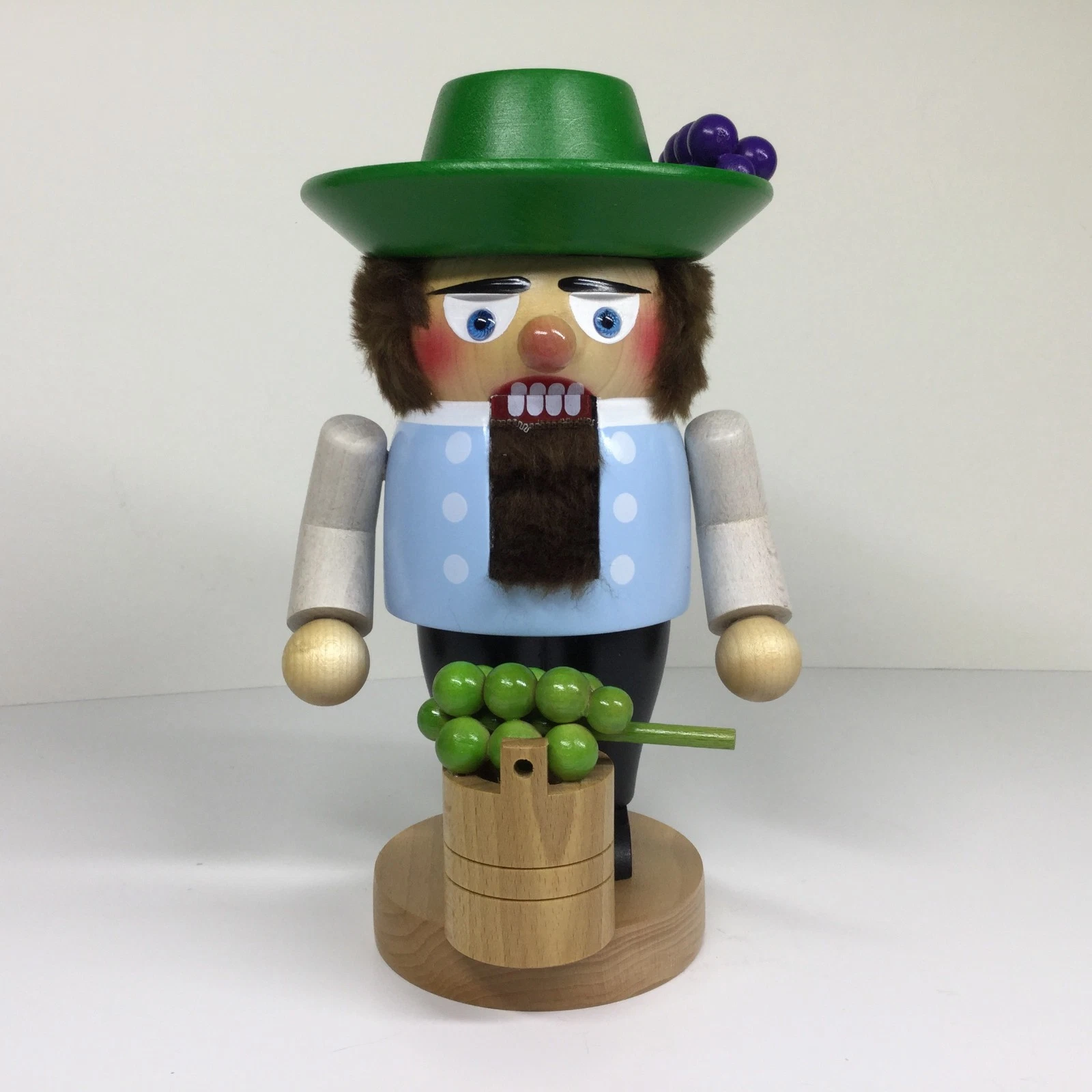 Steinbach Wine Maker With Grapes 9.5" Chubby Size Nutcracker