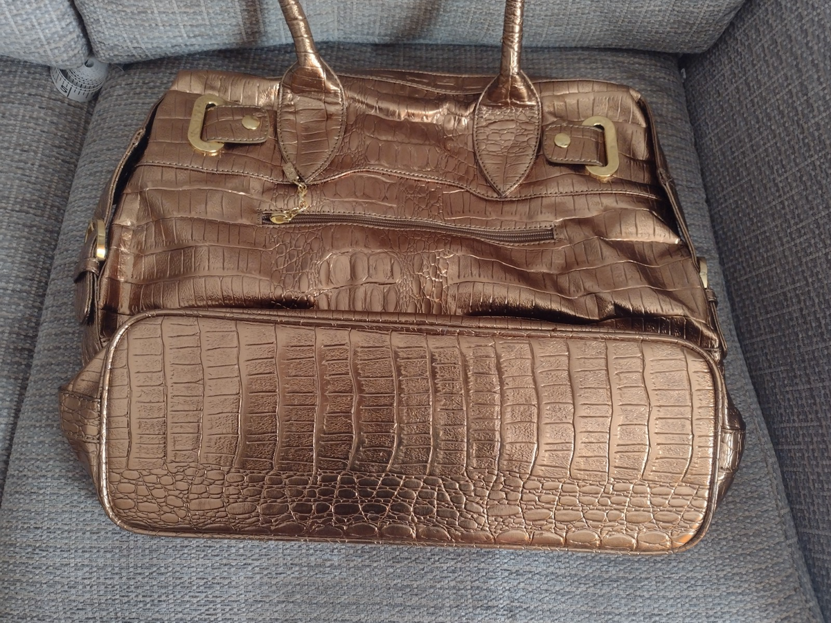 BUTLER AND WILSON GOLD MOCK CROCODILE HANDBAG UK