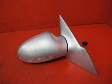 Retroviseur droit (ou coque) Mercedes 208