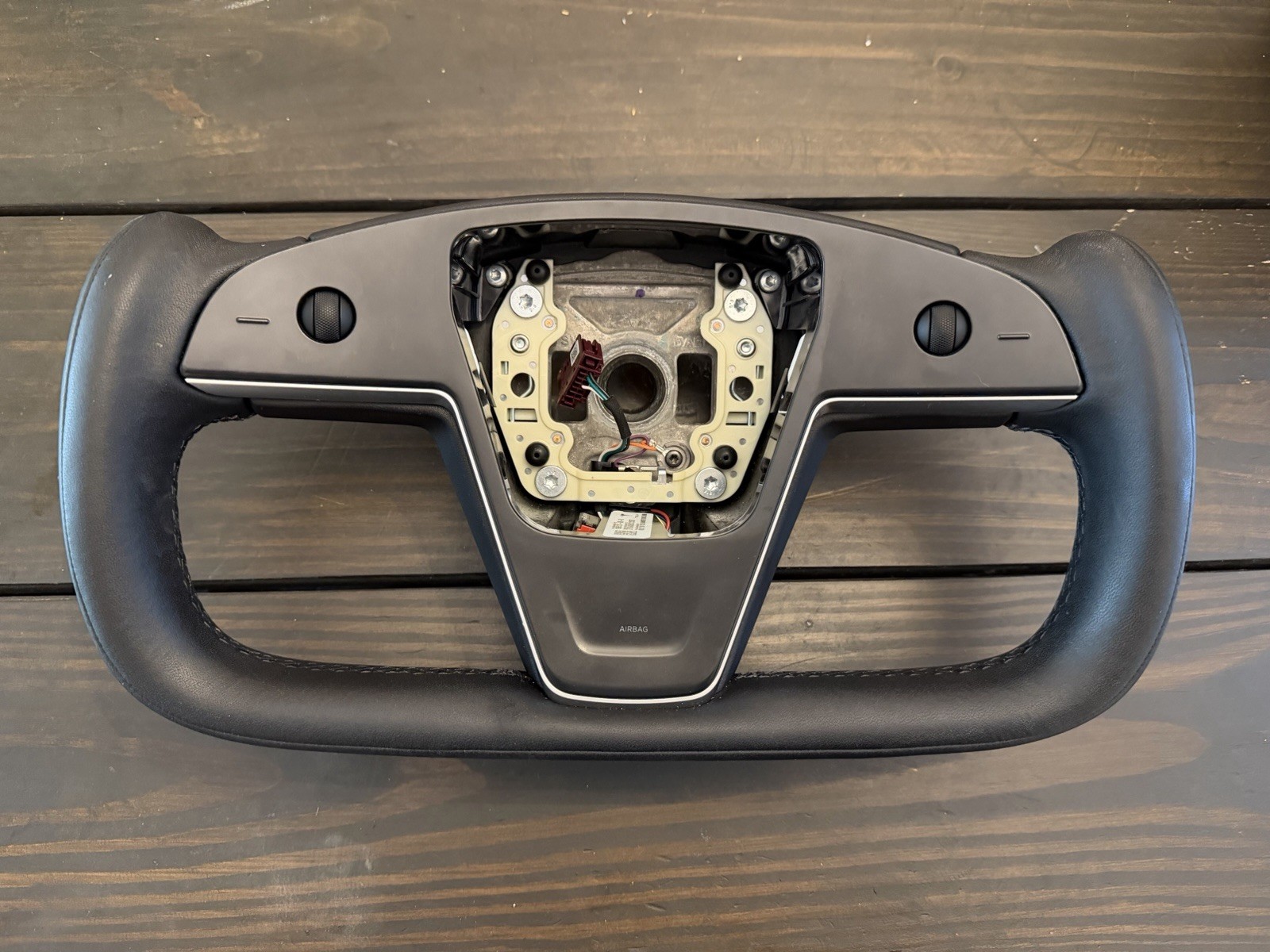 OEM 2021-2024 Tesla Model S X Yoke Type Steering Wheel Factory OEM 1965131-00-B
