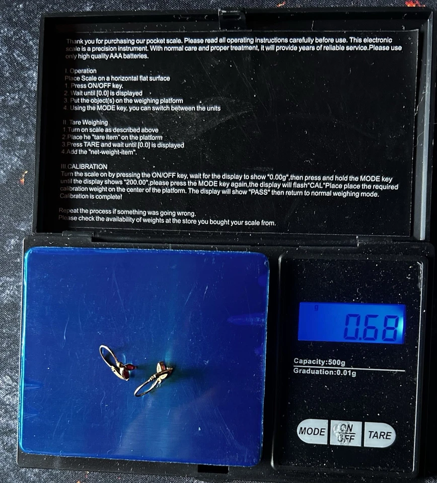 BOUCLES ANCIENNES DORMEUSES OR 18K ET DEUX RUBIS SUR CHACUNE TBE - Photo 3/4