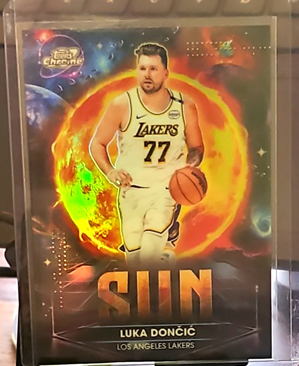 2025-26 Topps Chrome Cosmic Luka Doncic Planetary Pursuit SUN CASE HIT SP RARE
