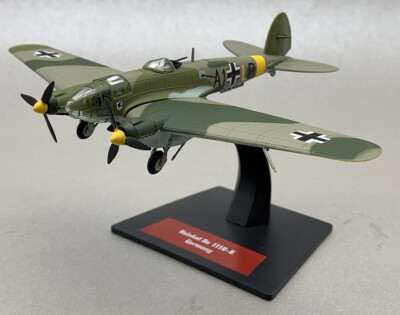 Heinkel He111 H-6 Germany OVP NEU im Maßstab 1:144