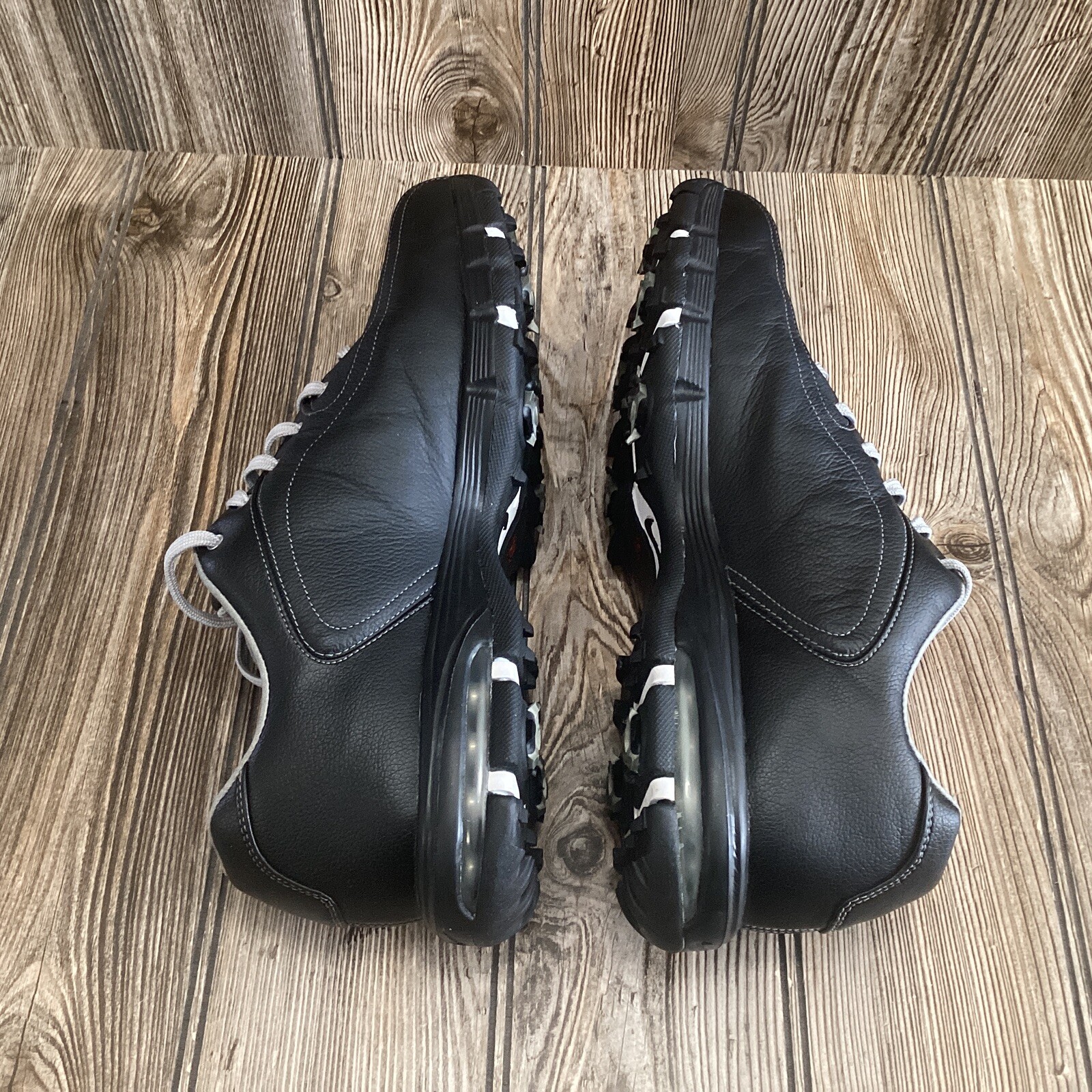 Nike Mens Air Max Revive Golf Shoes Cleats Black White Low Top Spikes Size 10 eBay