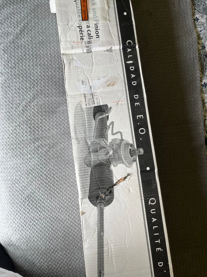 Kia Sedona 2007-2010, Hyundai Entourage cremallera y piñón remanufacturados Foto 2 de 4