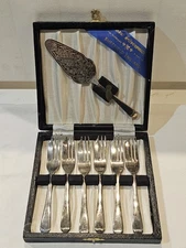 Vintage Raimond Dessert Set, Pastry Forks & Pie Server in Box, Sheffield England