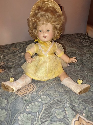 Vintage Composition Play Dolls Lot Blonde Brown Curly Hair Removable Clothes - Image 1
