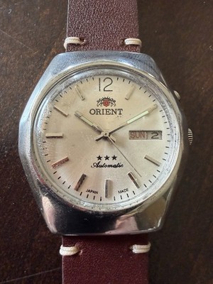 Vintage Orient Three Star Automatic Day Date Runs Great Silver Dial Japan 