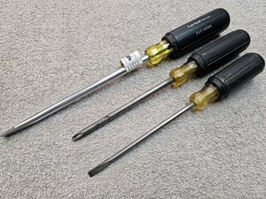 3 Lrg  Electrician Flat Blade &  Phillips Screwdrivers Pratt-Read / Crescent USA