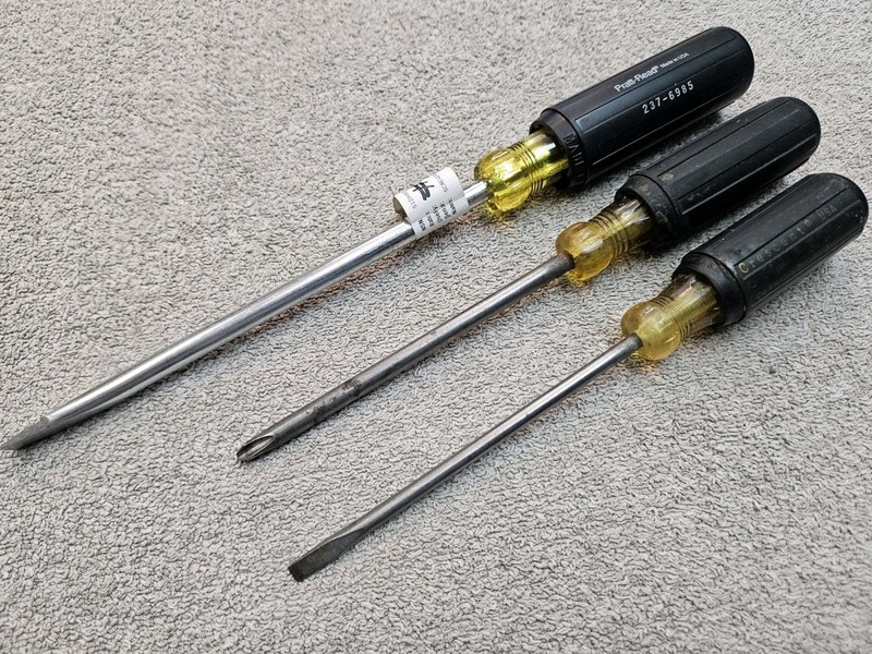3 Lrg  Electrician Flat Blade &  Phillips Screwdrivers Pratt-Read / Crescent USA